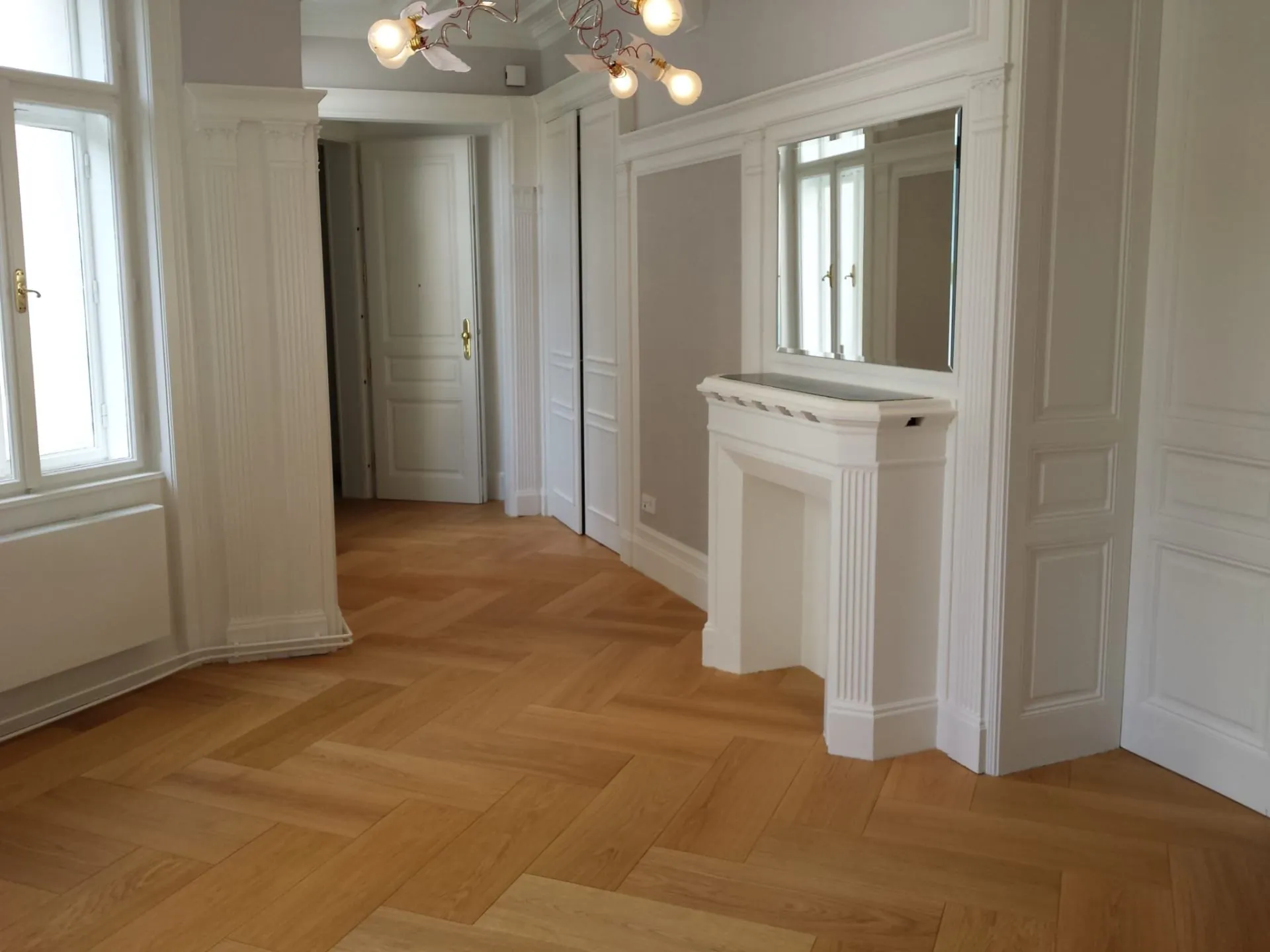 Altbauwohnung mit restaurierten Stuckdecken Lichtensteinstraße 1090 Wien